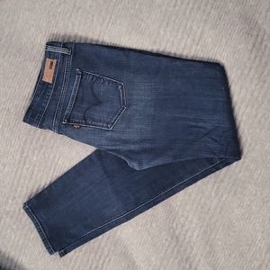 Levi's Slight Curve Modern Rise 10